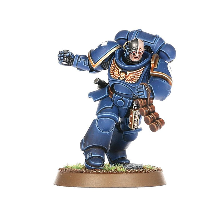 Assault Intercessors Miniatures