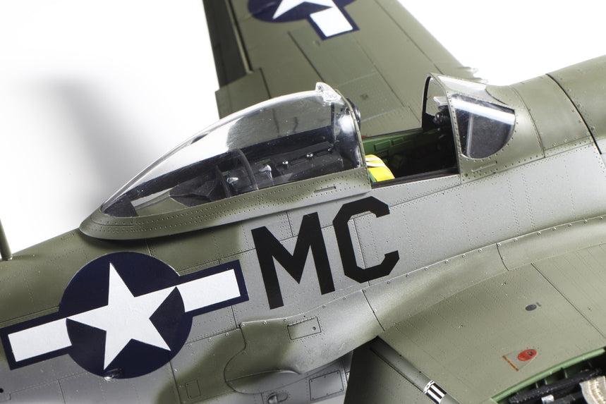North American P-51D Mustang (1:32)