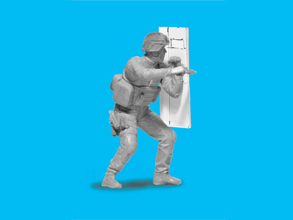 S.W.A.T. Team with 4 Figures 1:24