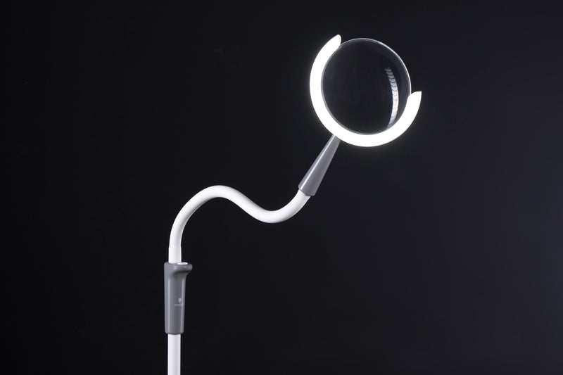 Magnificent Pro 3-in-1 Magnifying Lamp