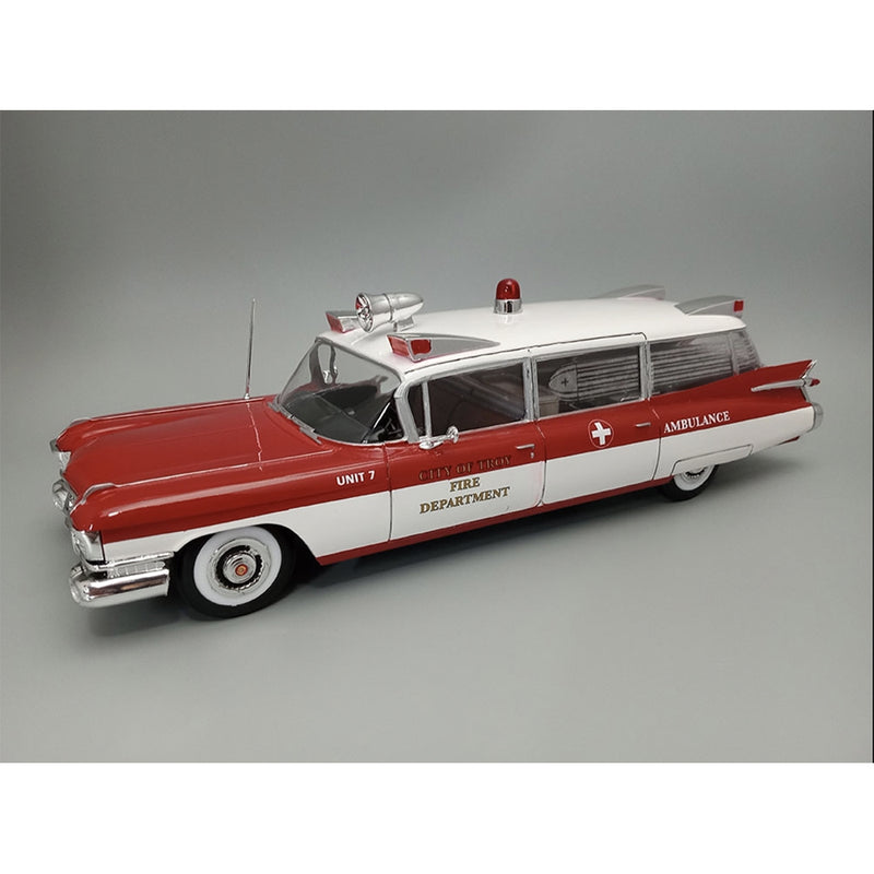 1959 Cadillac Ambulance w/ Gurney 1:25