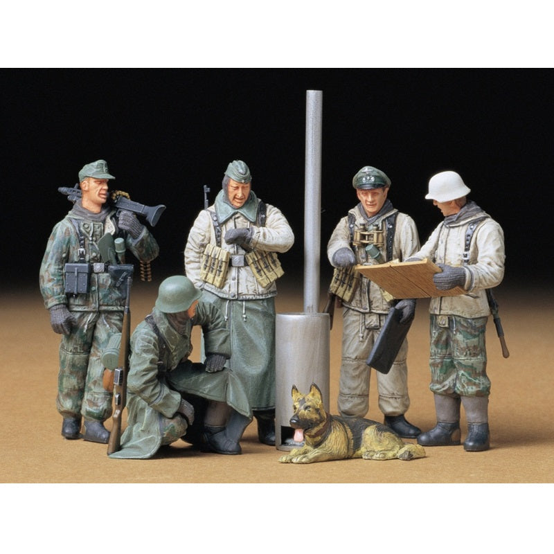 German Soldiers Field Briefing