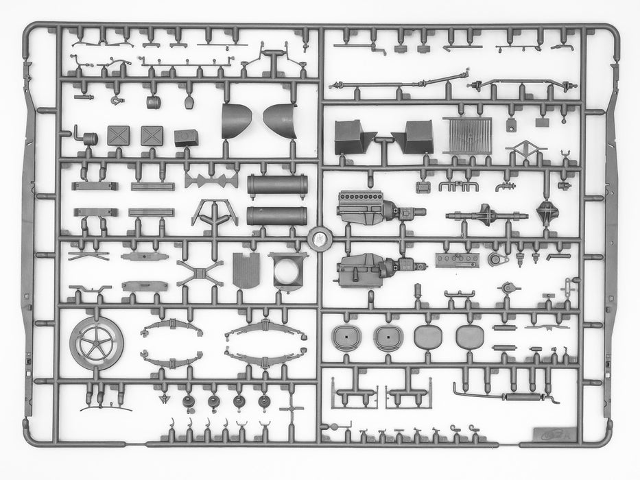 AHN 'Gulaschkanone' with cooks 1:35