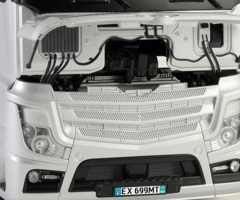 Mercedes Benz Actros MP4 Gigaspace 1:24