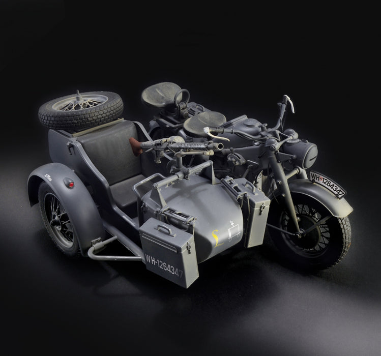 Zundapp KS750 With Sidecar - 1:9