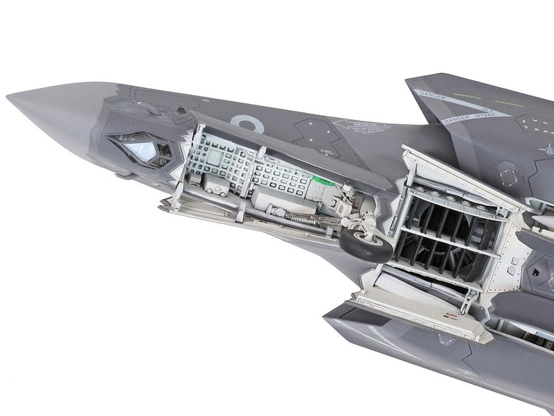 Lockheed Martin F-35 B Lightning II (1:72)
