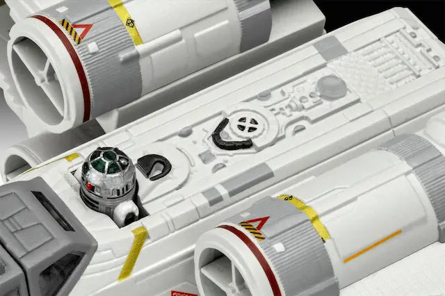 Revell Carson Teva's X-Wing Fighter: The Mandalorian