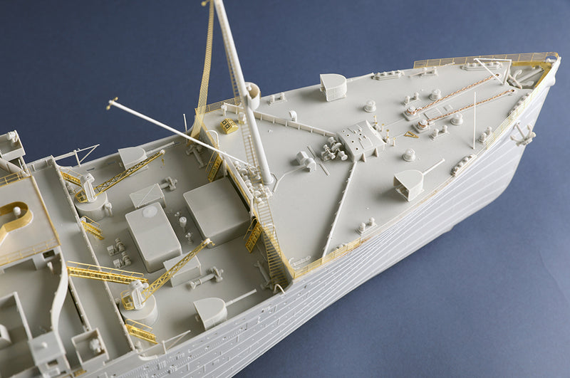 HMT Olympic Troop Ship 1:200