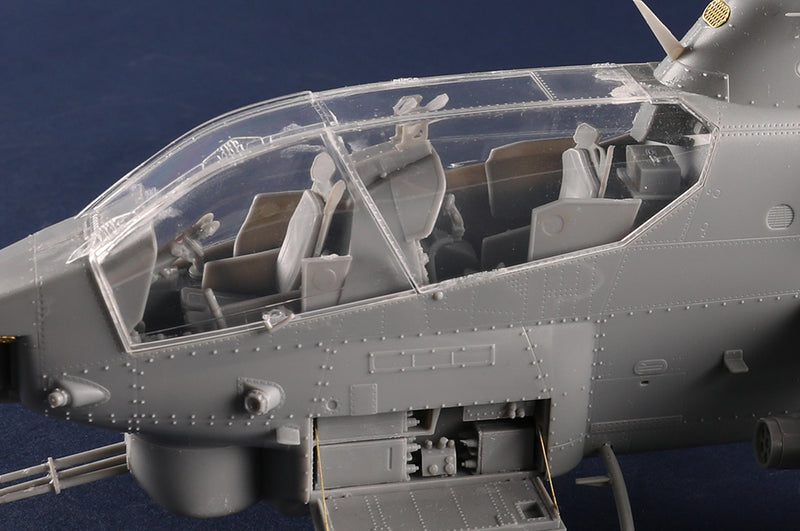 AH-1W Super Cobra 1:35