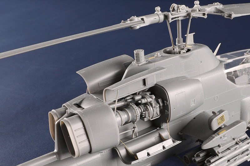 AH-1W Super Cobra 1:35