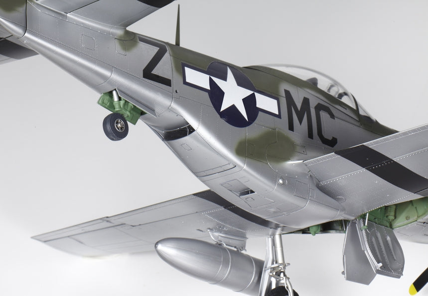 North American P-51D Mustang (1:32)