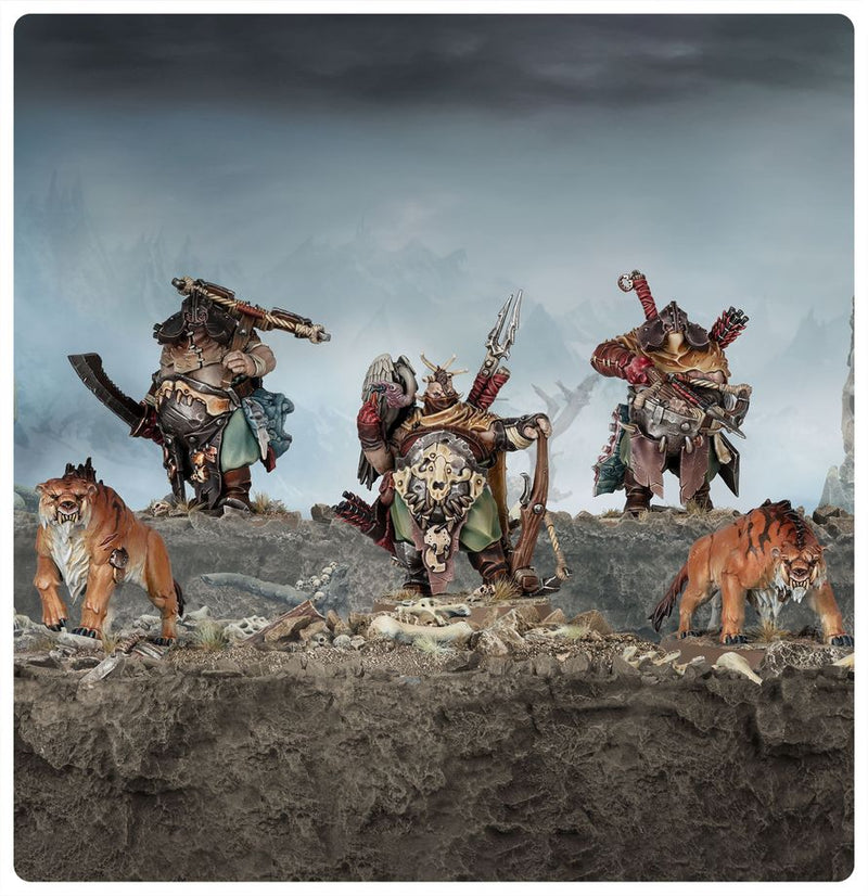 Hunters with Sabrefangs - Pre-Order