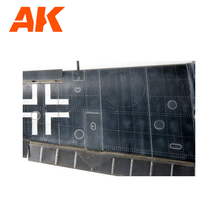 AK Interactive: Light Grey Paneliner
