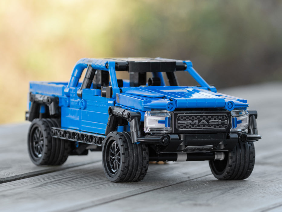 CaDA Bricks - Smash Off-Roader Pickup Truck - 390 pcs (1:18)