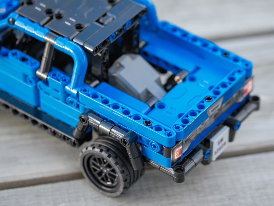 CaDA Bricks - Smash Off-Roader Pickup Truck - 390 pcs (1:18)