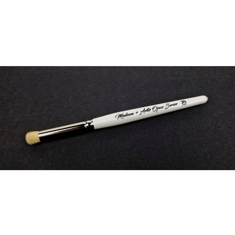 artis-opus-series-d-brush-size-m