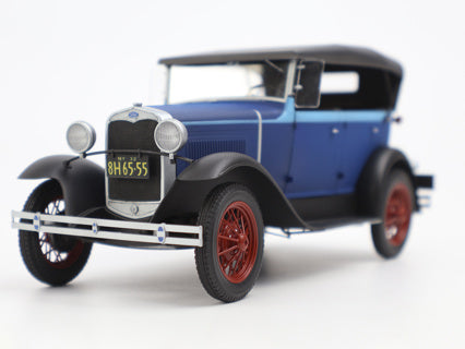 Ford Model A Standard Phaeton Soft Top (1930s) 1:24