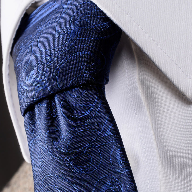 Warhammer 40,000: Imperium Neck Tie with Pin Badge