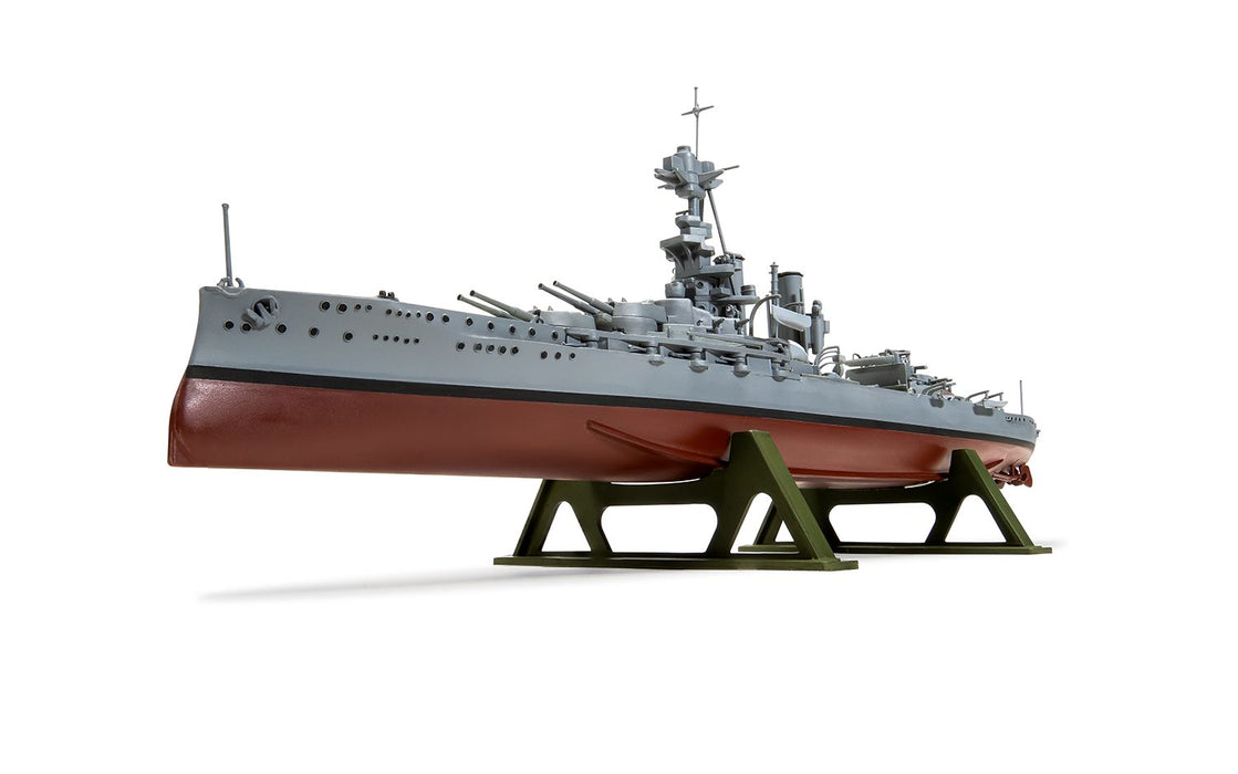 Airfix Vintage Classics HMS Iron Duke 1:600