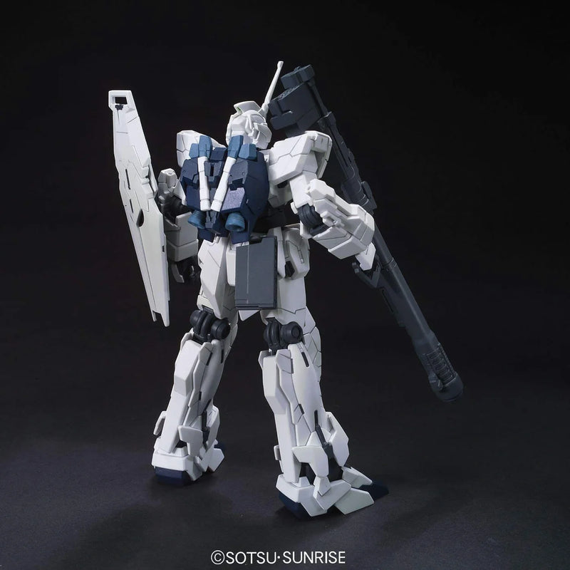 HGUC RX-0 Unicorn Gundam (Unicorn Mode)