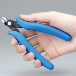 GodHand Standard Nipper (for Plastic)