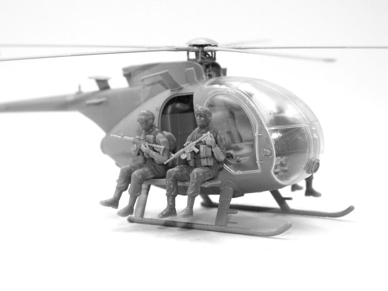Delta Force Assault Team with MH-6J Helicopter (1:48)