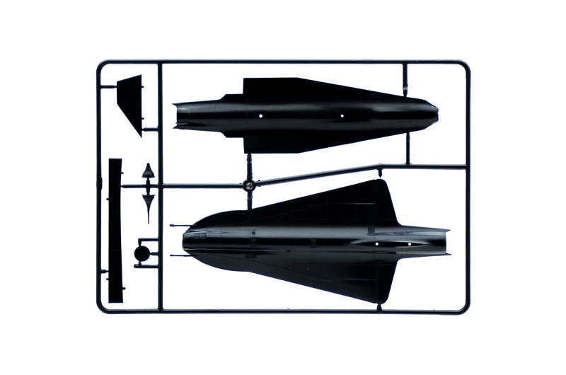 SR-71 Black Bird with Drone 1:72