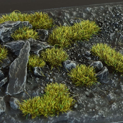 GamersGrass Static Grass Tufts - Dark Moss 2mm Small
