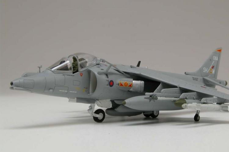 Large Starter Set - BAE Harrier GR.9A